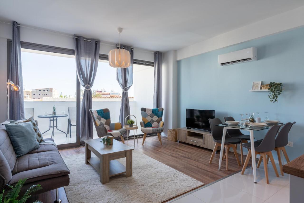 Livia Studio Apartment In Lárnaka Kültér fotó